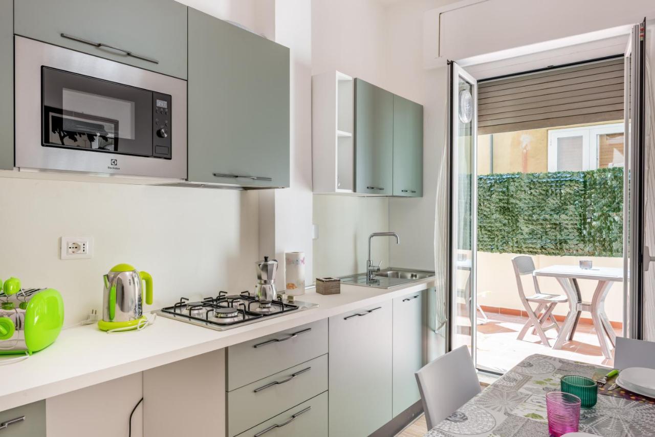 New Apt! 1Km From Central Station 'La Spezia' Exterior photo